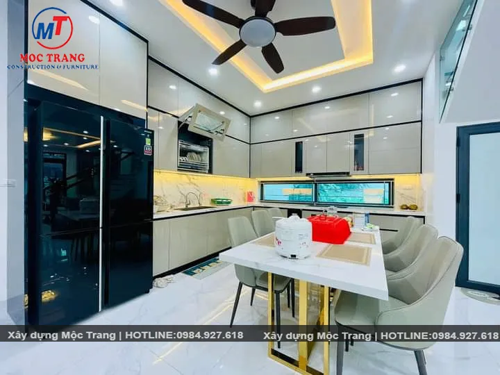 Mẫu nhà phố hiện đại 3