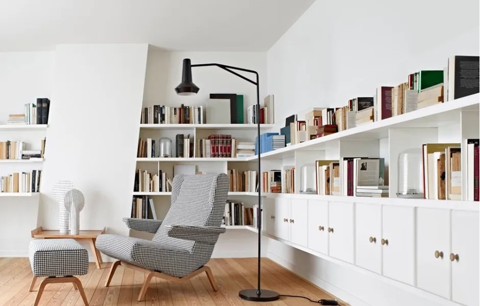 Phòng đọc sách đơn giản yên tĩnh