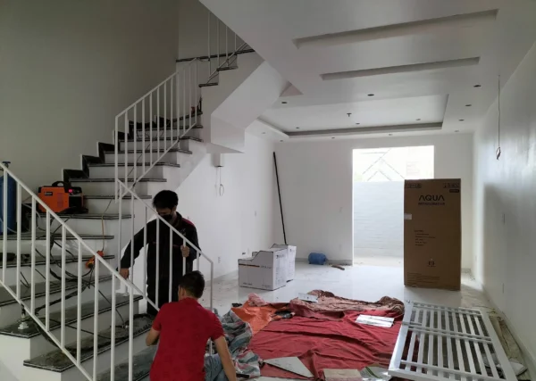 Xây dựng Mộc Trang lắp đặt lan can