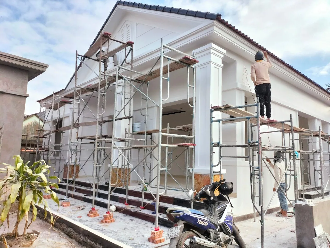 Thi công hoàn thiên nhà mái Thái 1 tầng