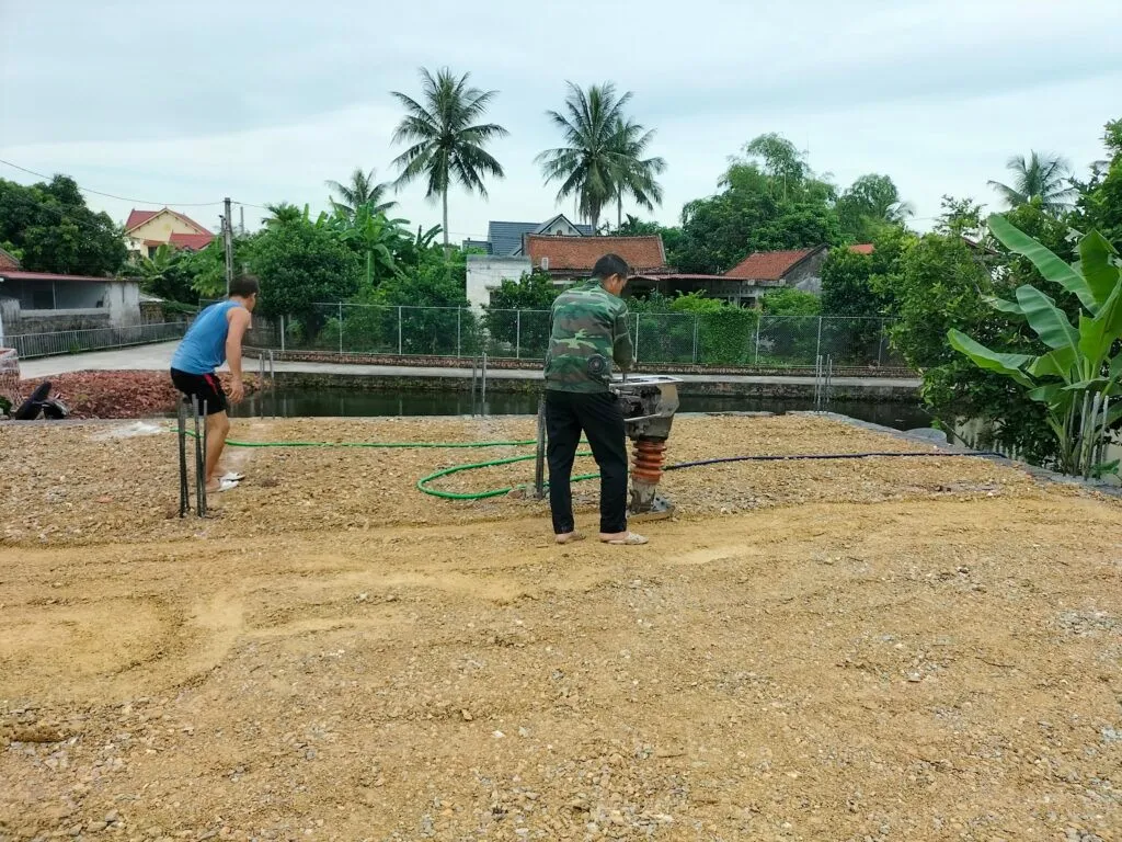 Đầm đá bây cho móng biệt thự
