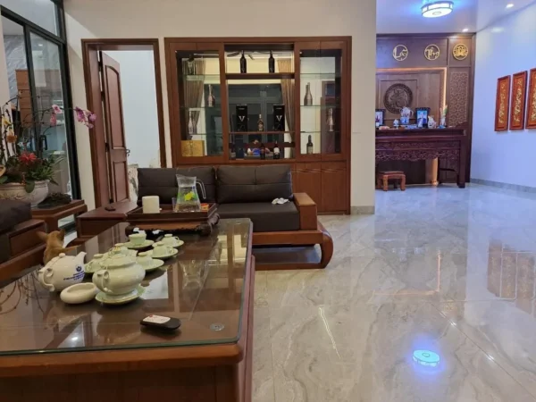 Phòng khách và phòng thờ nhà ở mái Nhật 1 tầng