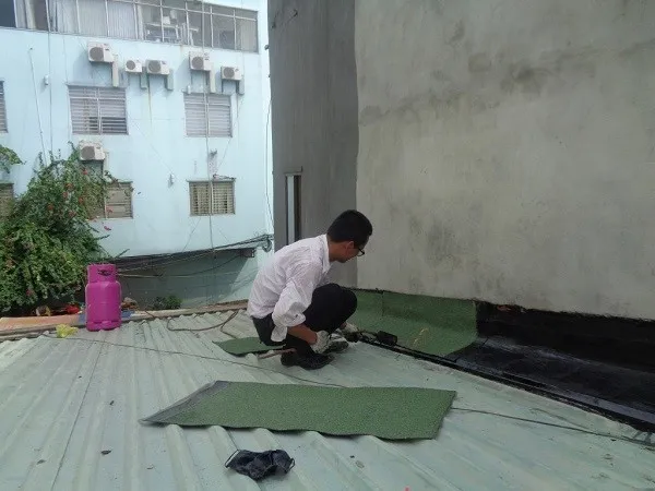 Chống thấm bằng màng dán chống thấm kết hợp lòng máng