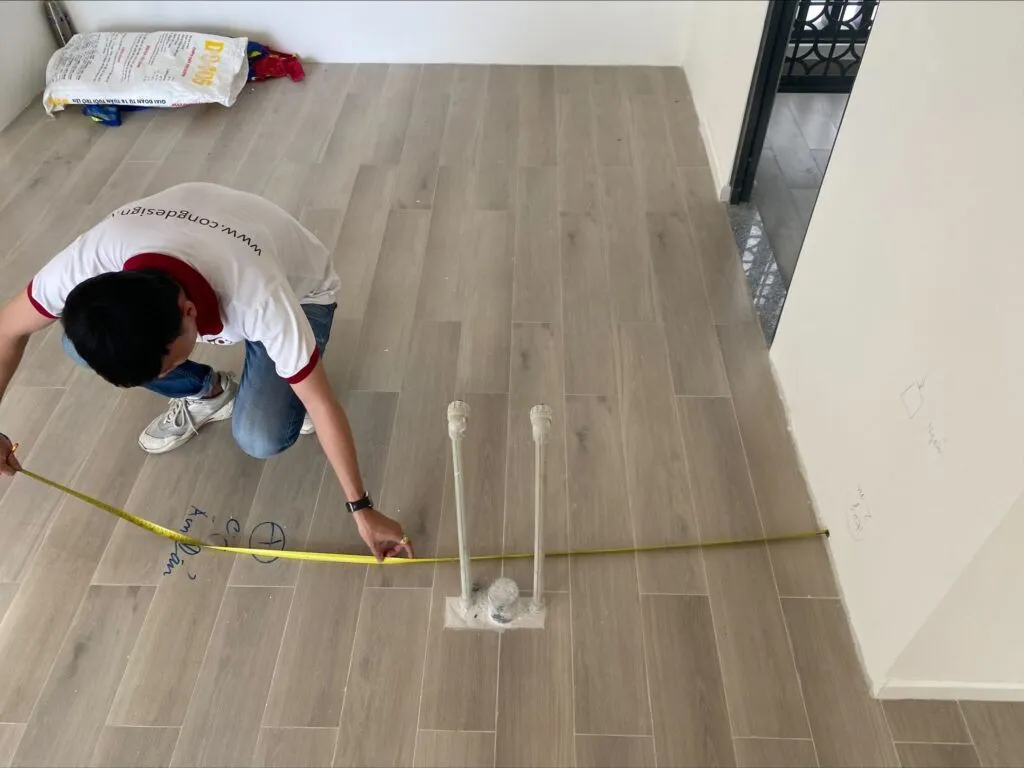 Bước 2: Đo đạc chi tiết và chuẩn bị trước thi công