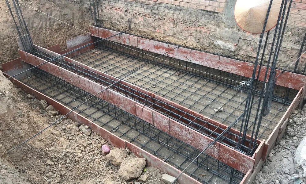 Nhược điểm của móng băng một phương
