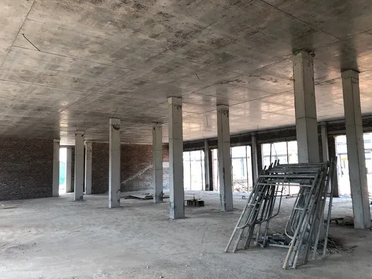 Bước 8: Tháo dỡ cốp pha sau khi bê tông đạt cường độ