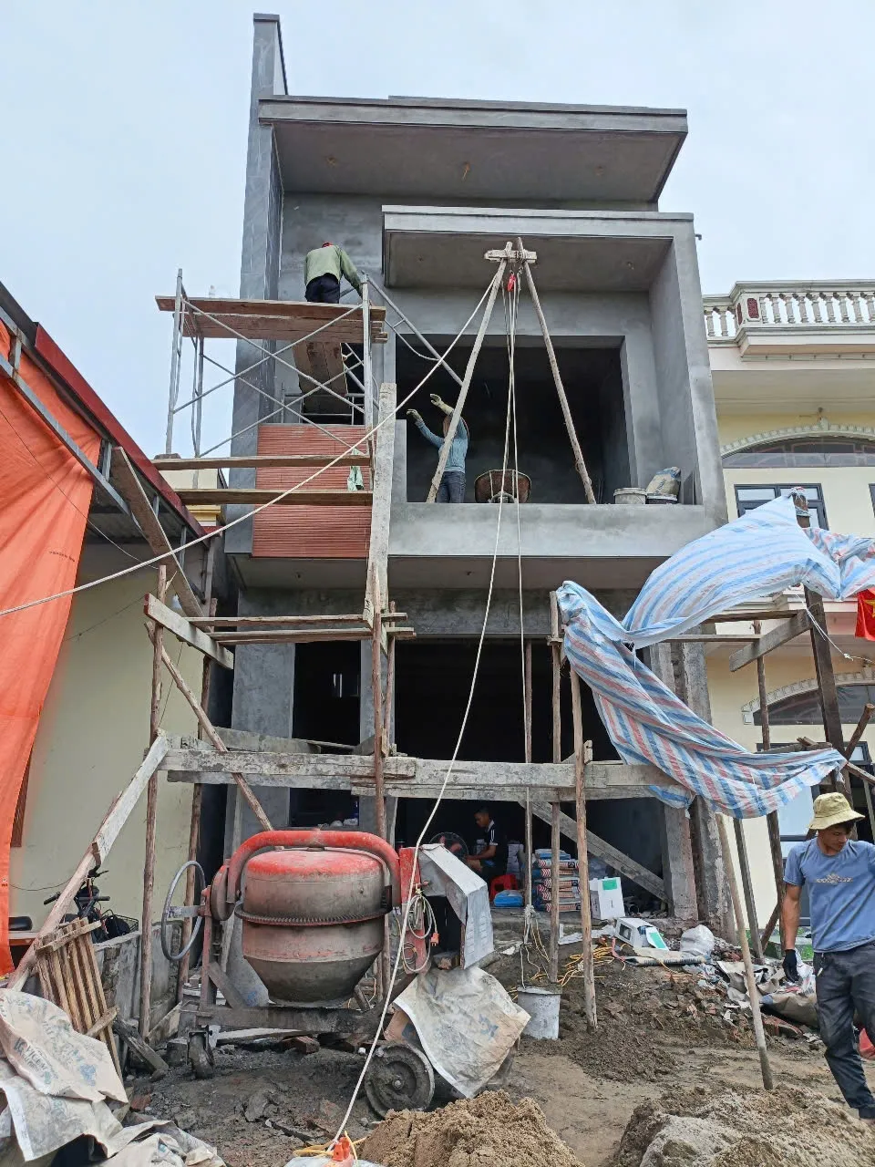 Thông tin mẫu nhà 2 tầng 90m2 chị Thoan