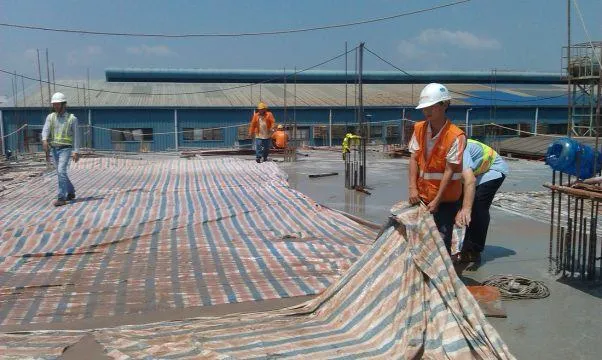 bảo dưỡng bê tông mái